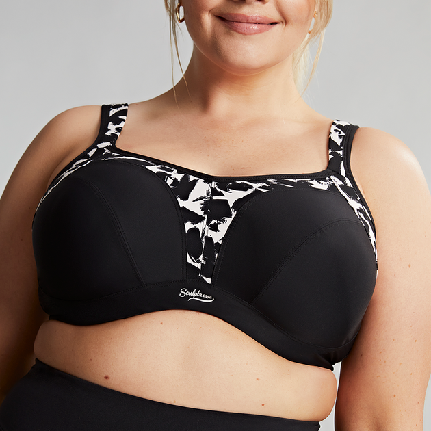 Anita Extends Sizes on Bestselling Lace Rose Wireless Contour Bra