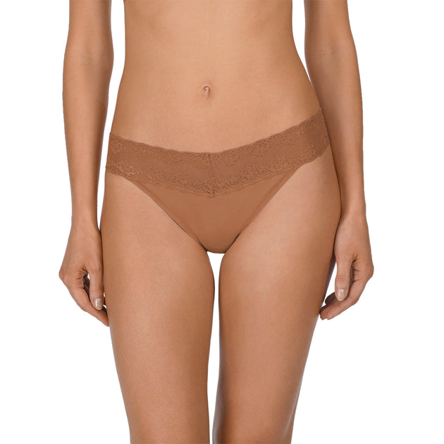 Leonisa All Lace Hiphugger Underwear for Women - No Show Effect Panties :  : Clothing, Shoes & Accessories