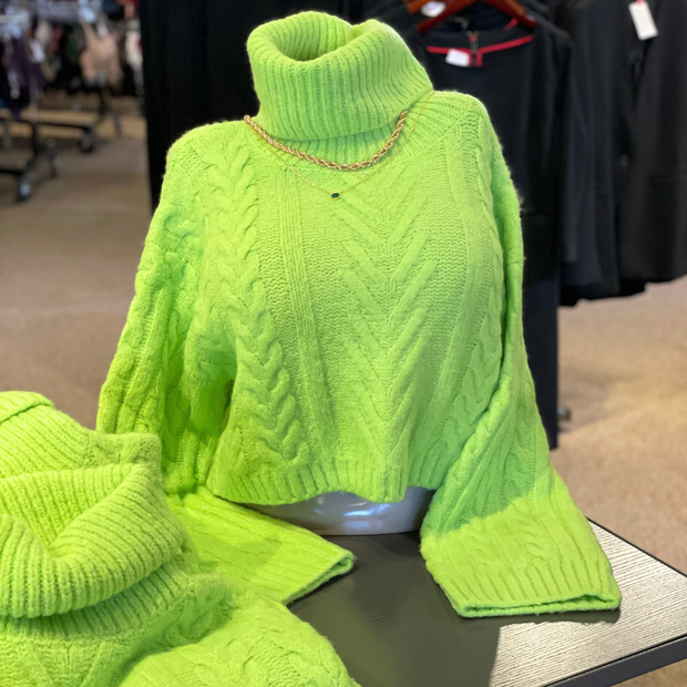 Elan Turtleneck Cropped Sweater SW10922 Lime