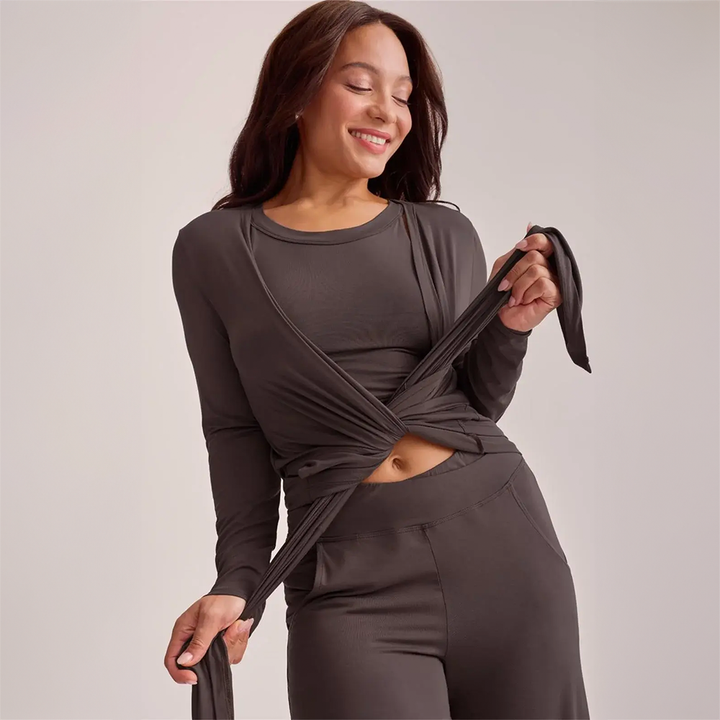 Cozy Wrap With Pockets Espresso 622
