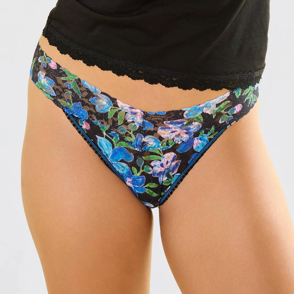 Printed Signature Lace Low Rise Thong