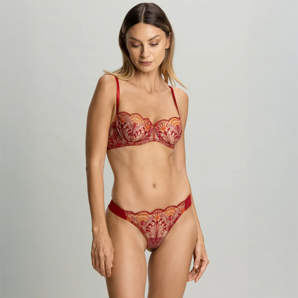 Memories of Love Thong Dark Red