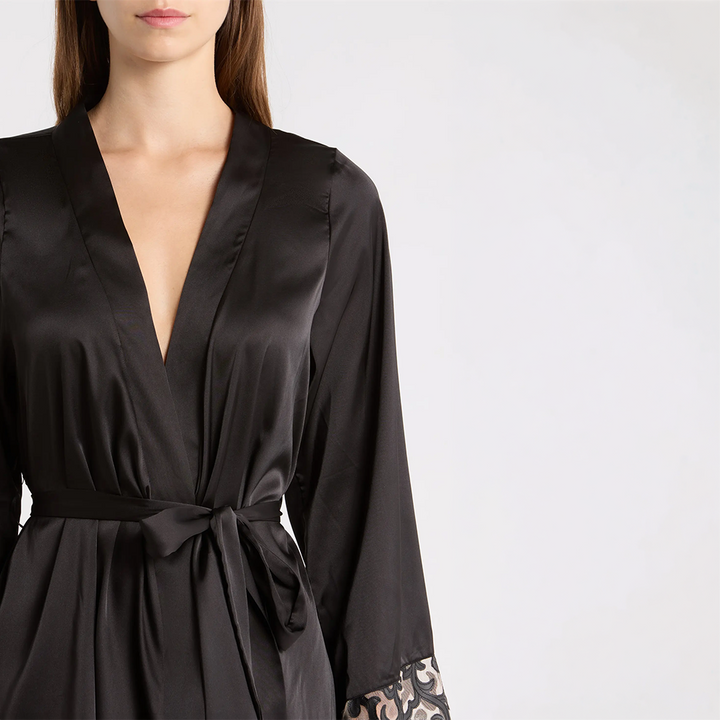Short Robe Satin &amp; Faux Leather 17125
