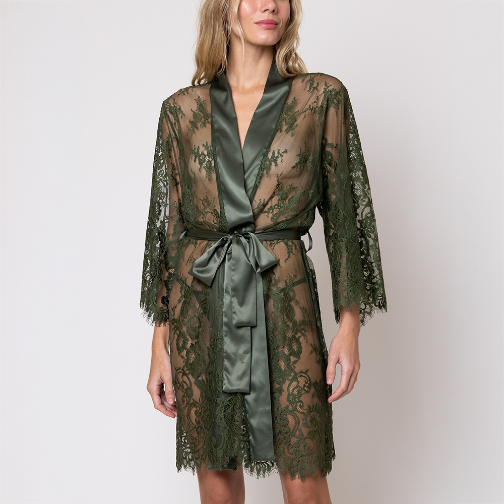 Short Lace Robe Pinho