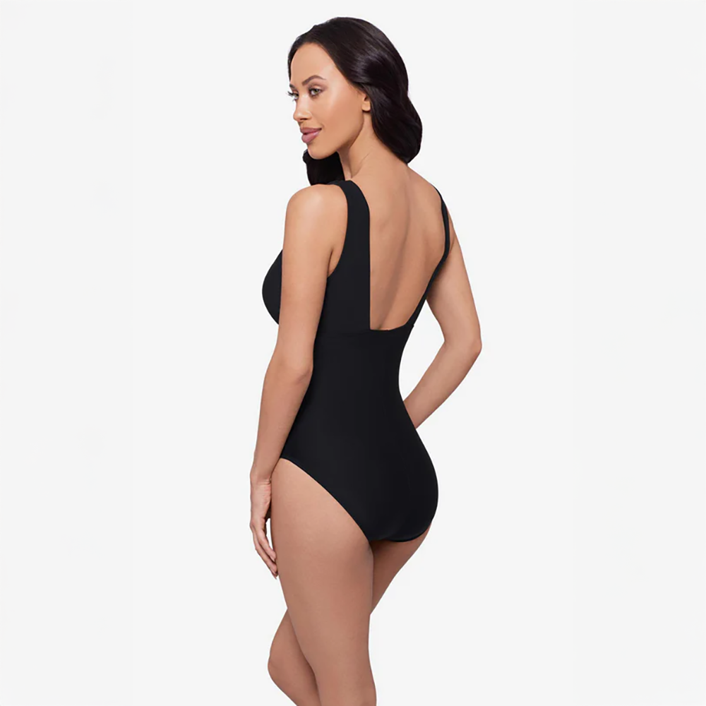 Darly One Piece Black