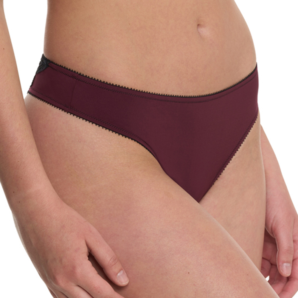 Persuasion Thong Fig