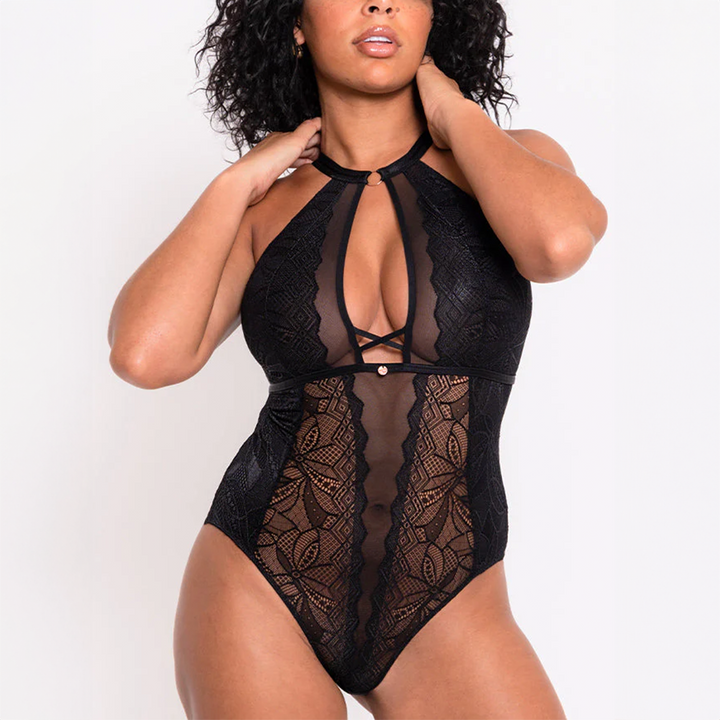 Opulence Multiway Stretch Lace Body