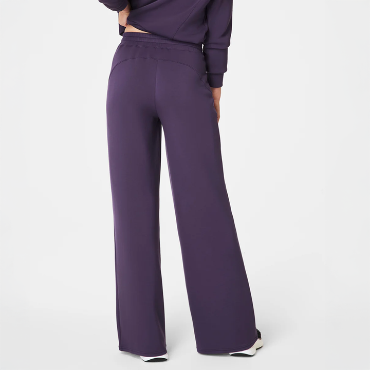 AirEssentials Wide Leg Pant