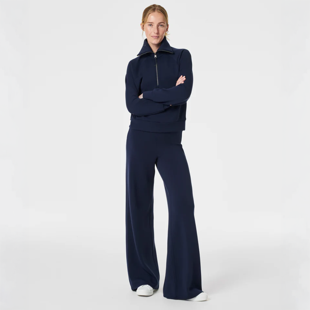 AirEssentials Wide Leg Pant Navy