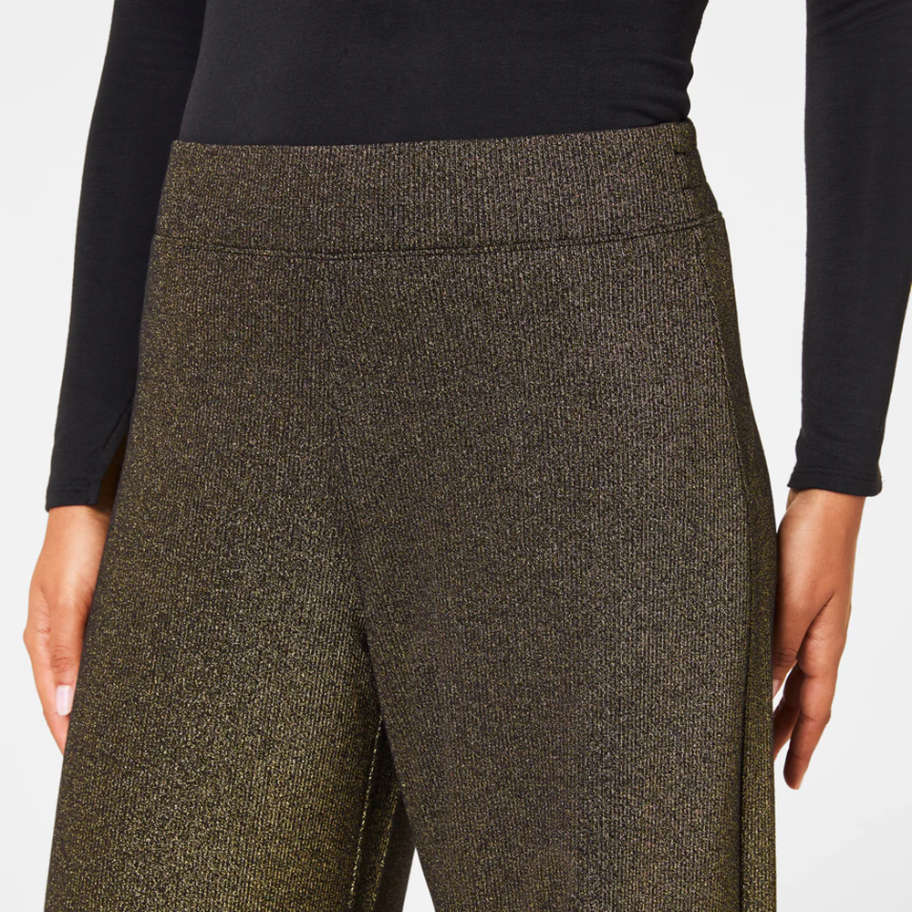 AirEssentials Wide Leg Pant