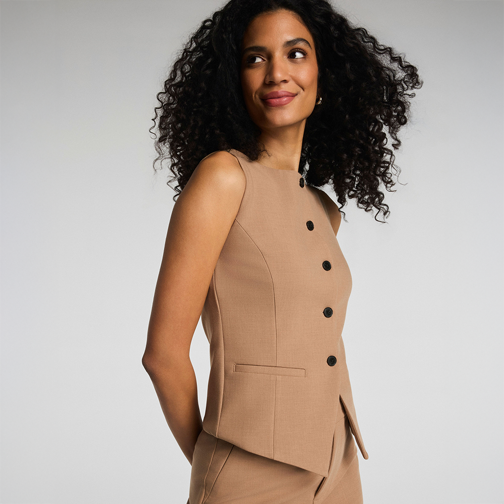 Wellsuited Tailored Button-down Vest Camel