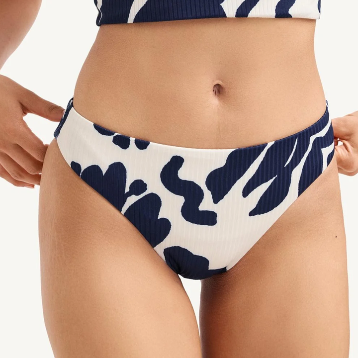 Cali High Leg Full Bottom Night Flower