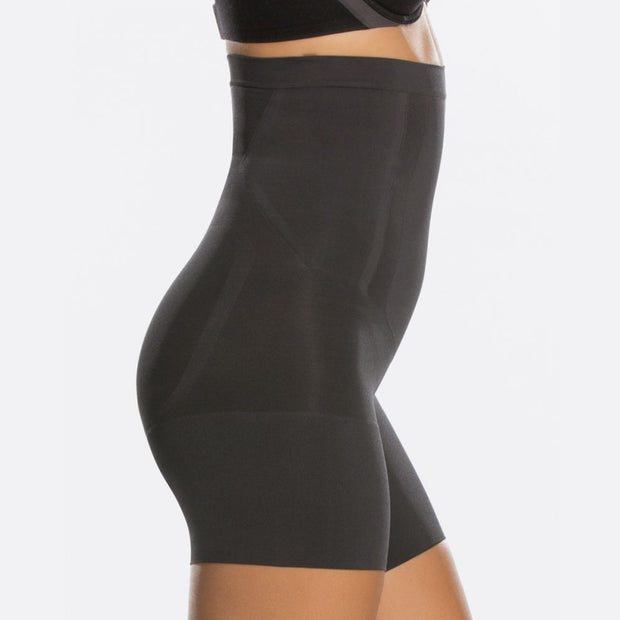 SPANX Women's Plus Size Oncore Mid-Thigh Bodysuit Very Black 3X